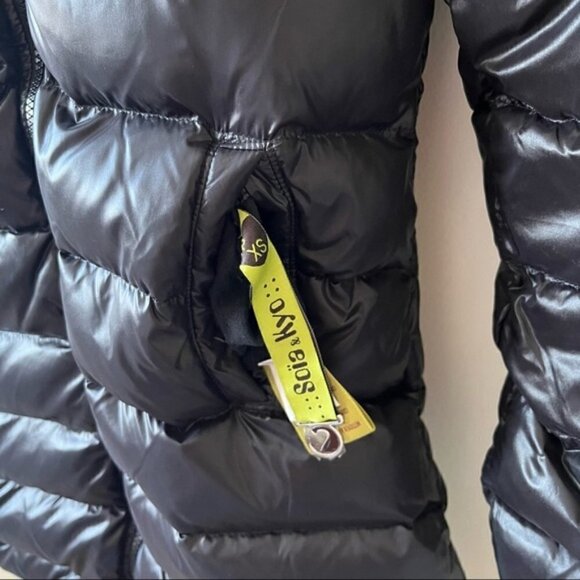 𝅺Soia & Kyo Winter Reversible Goose Down Hi Gloss Puffer Jacket - Picture 7 of 15
